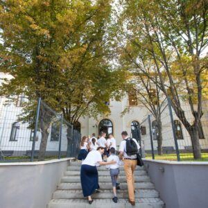 Krisztus Király Római Katolikus Általános Iskola 013