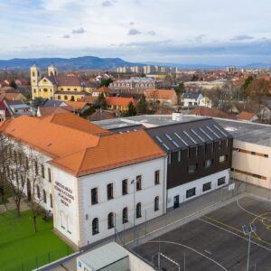 Krisztus Király Római Katolikus Általános Iskola 025