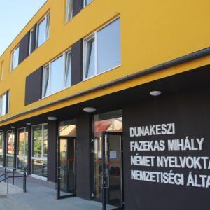 Fazekas Mihály Német Nemzetiségi Nyelvoktató Általános Iskola bővítése 005