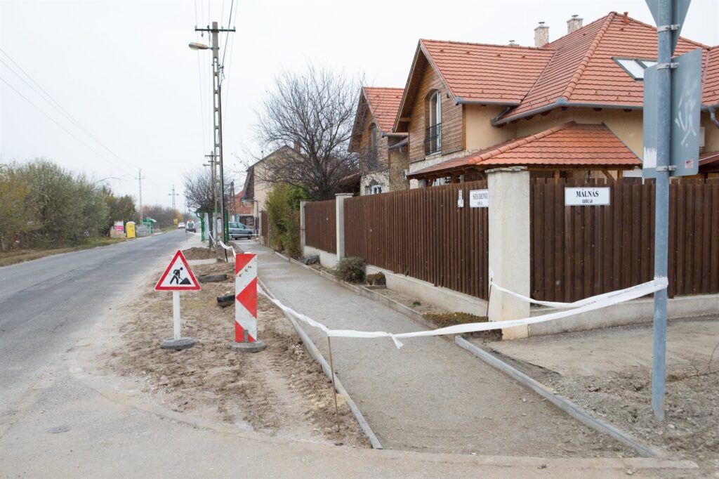 Járdaépítési program 014