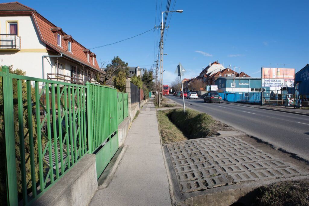 Akadálymentes járdák 001