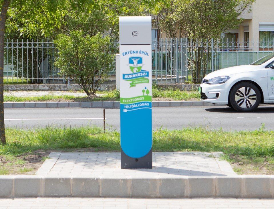 Elektromos töltőállomás létesítése 010