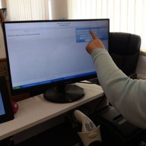 Városi Könyvtár informatikai rendszerének fejlesztése 004