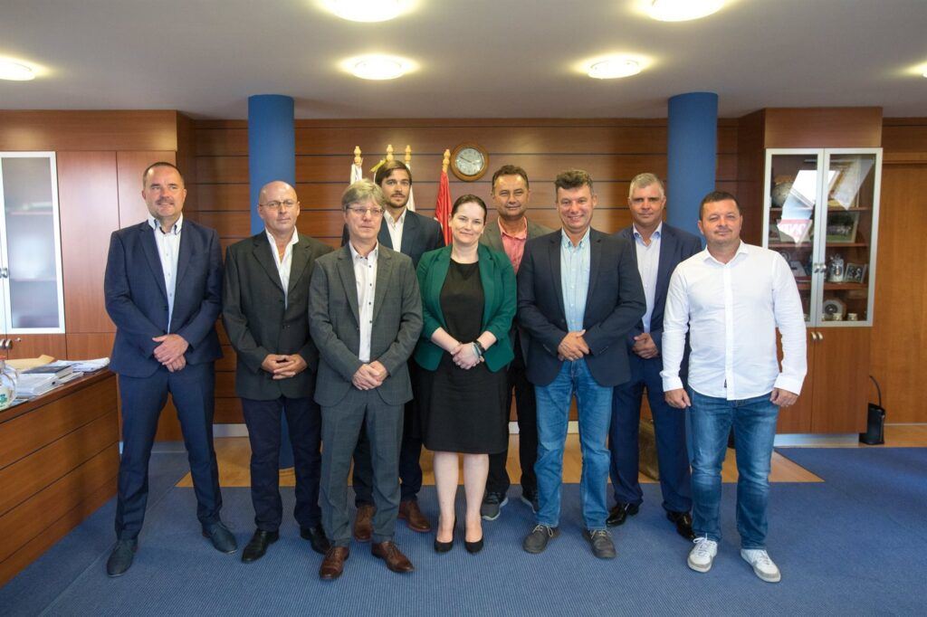 Dunakeszi sportmodell 005