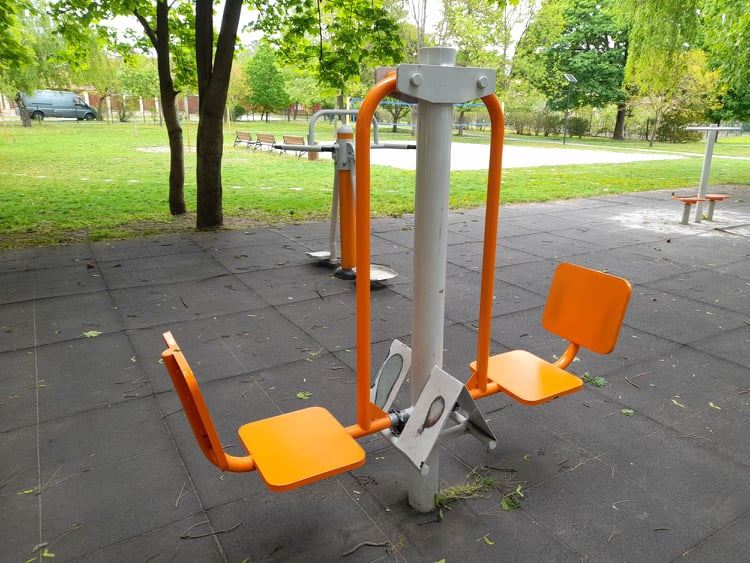 Szabadtéri fitneszparkok kialakítása a város több pontján 012_Ordass