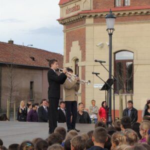 Főtér felújítása 011