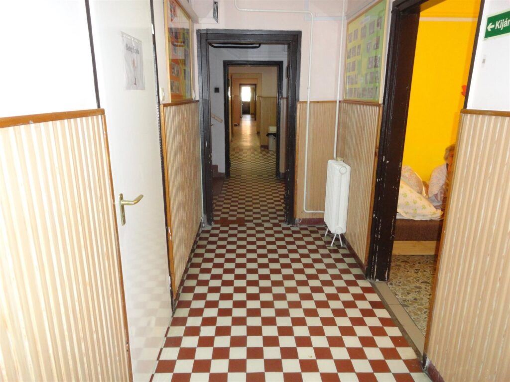 Őszi Napsugár Nyugdíjas Klub - új klubház 001